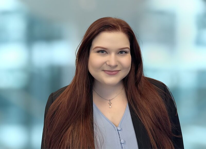 Photo of Sarah J. Hanzman