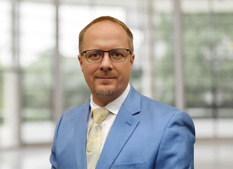 Photo of Mark D. Tinker