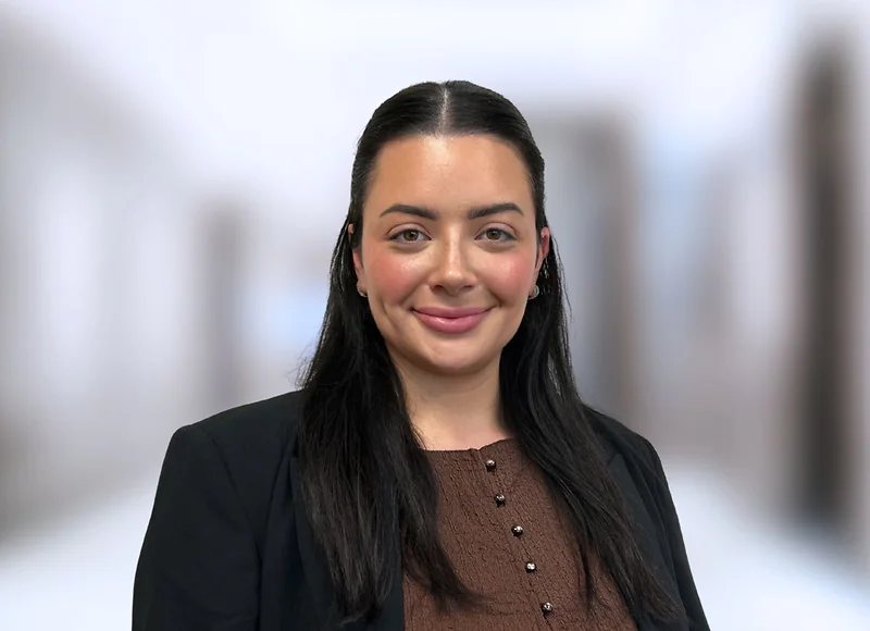 Photo of Isabella R. Hernandez